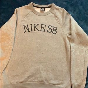 Nike sb Crew Neck